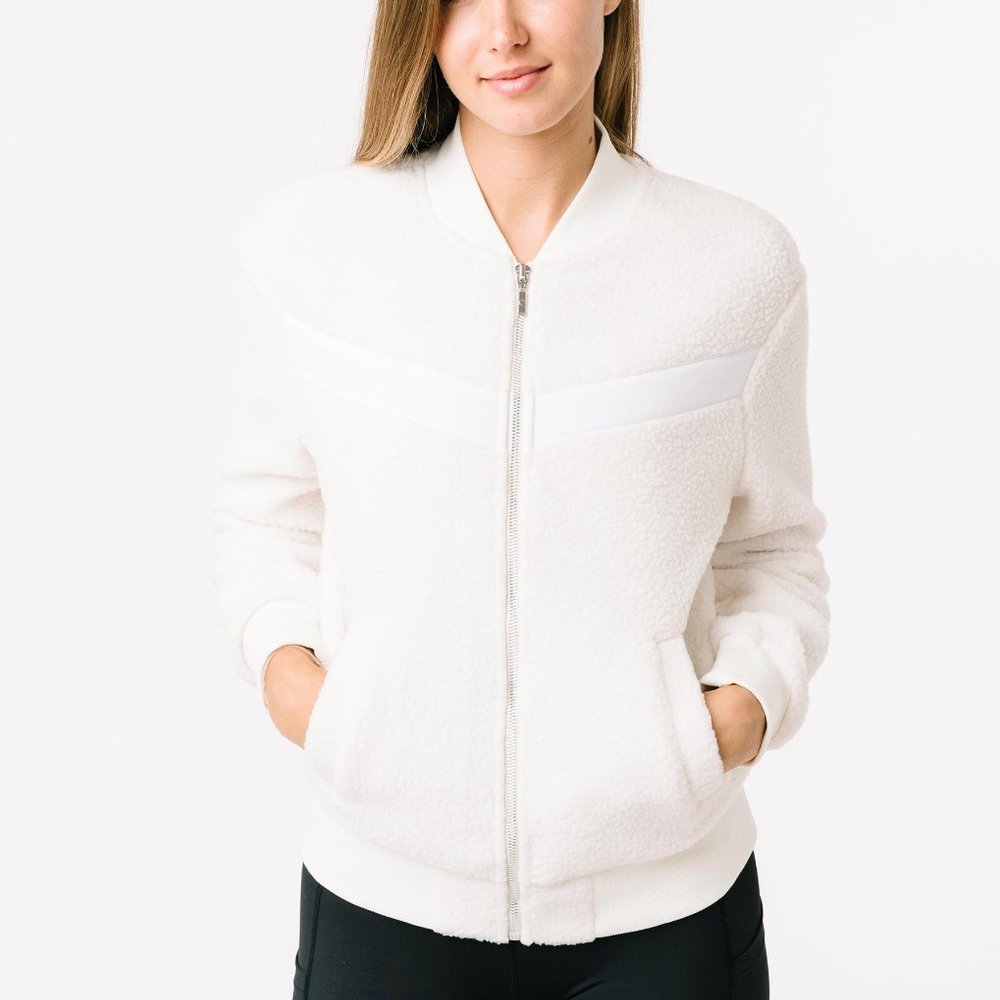 White Flying V Fleece Jacket •Medium•